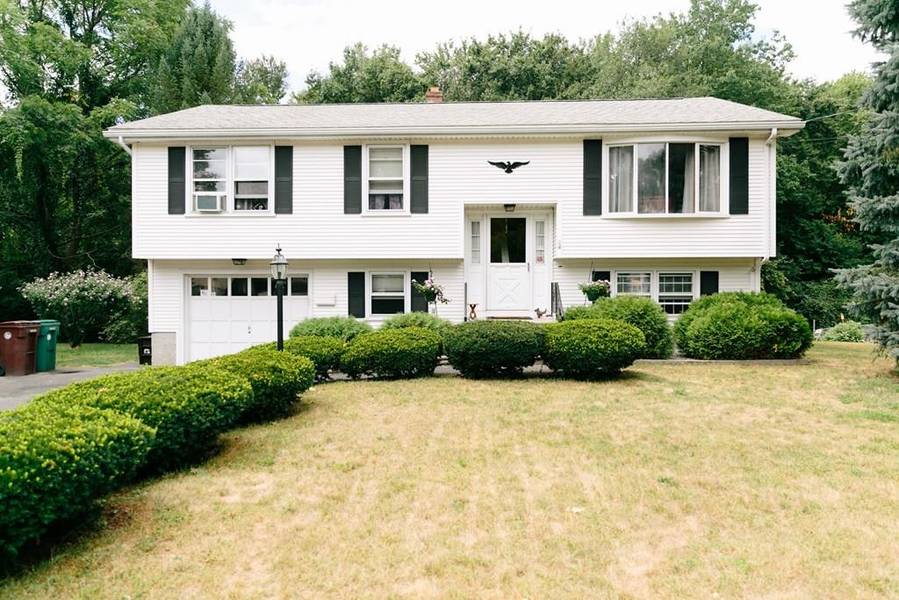 83 Olive St, Woonsocket, RI 02895