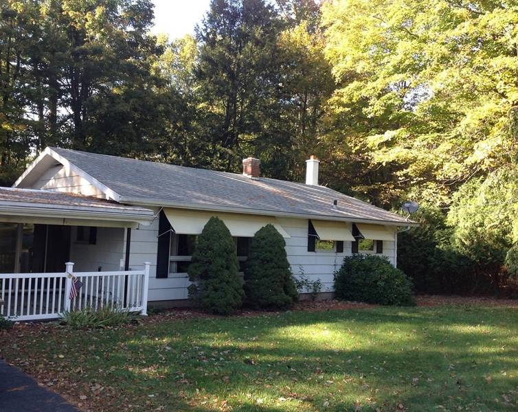 55 Cedar Ter, Russell, MA 01071