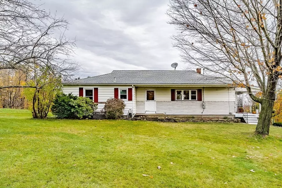 56 Woronoco, Blandford, MA 01008