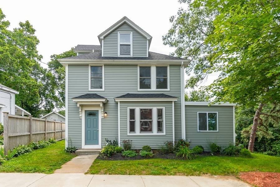 16 Lakeview Ave, Beverly, MA 01915