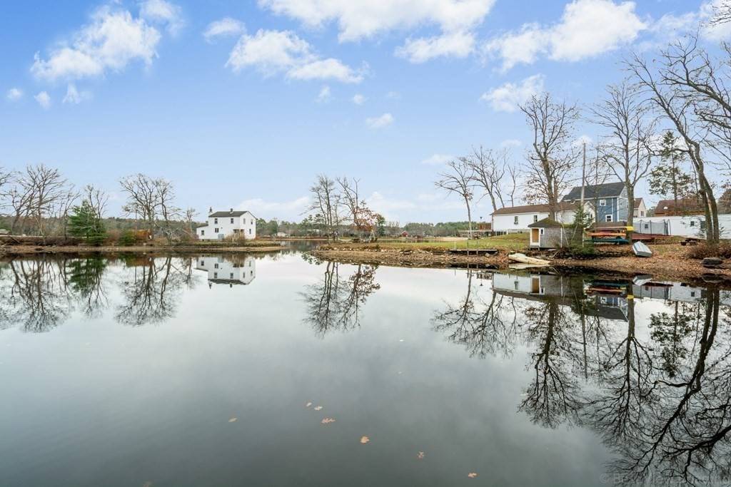 Sturbridge, MA 01566,14 Cedar Lake Dr