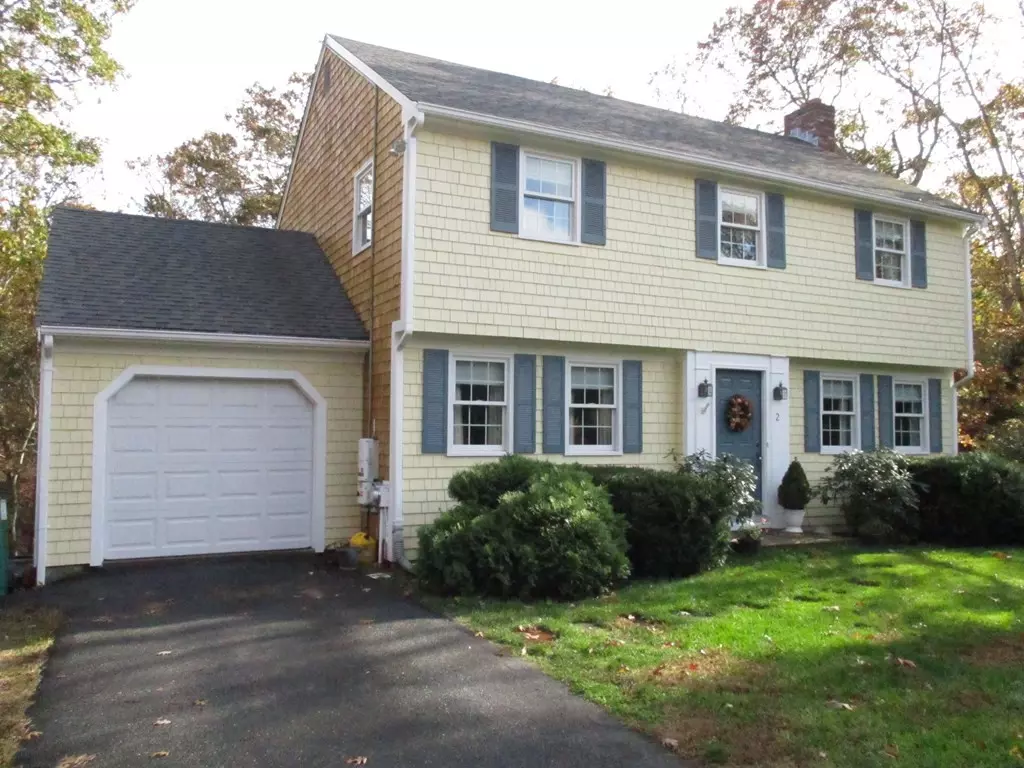 Sandwich, MA 02563,2 Sheepmeadow Ln