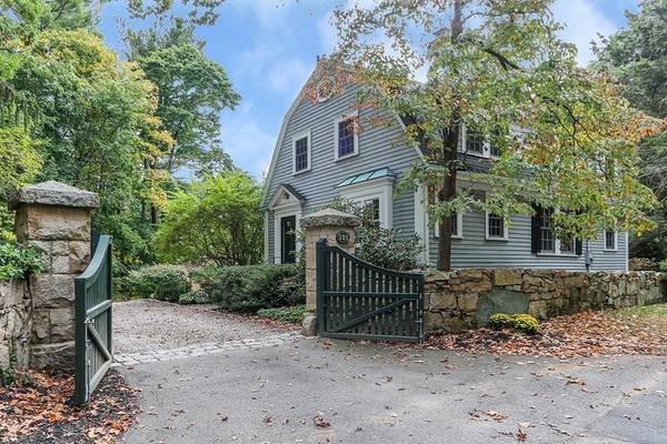 121 Haven Street, Dedham, MA 02026