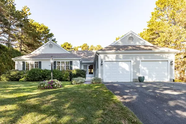 94 Polaris Dr, Mashpee, MA 02649