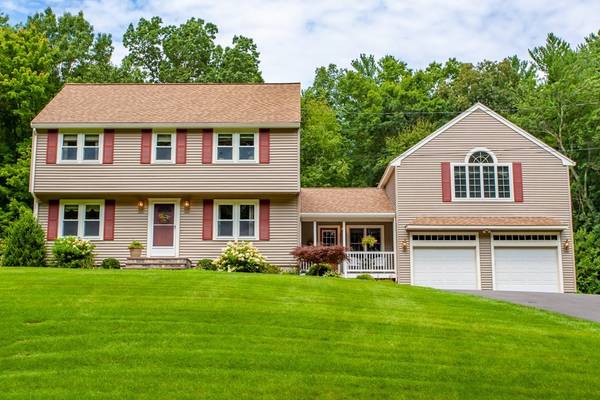 12 Curtis Rd, Tyngsborough, MA 01879