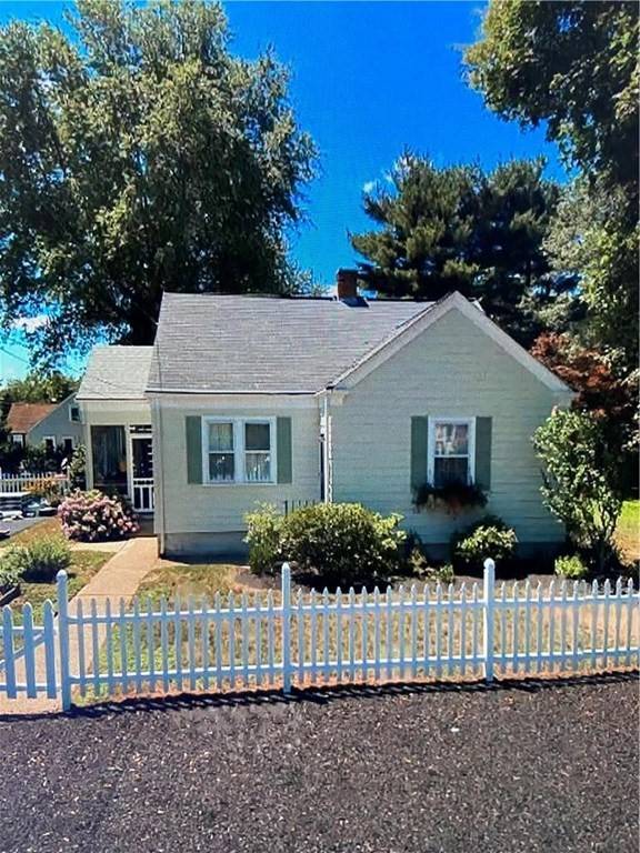 80 Pershing Ave, Seekonk, MA 02771