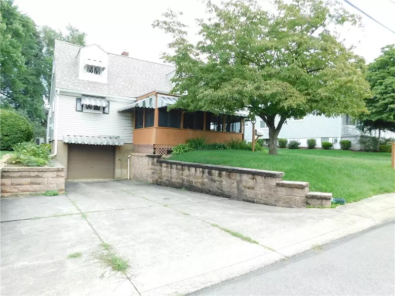 3017 Wachter Ave., Lower Burrell, PA 15068