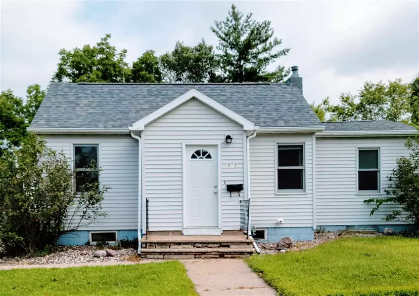 513 E Oak St, Boscobel, WI 53805