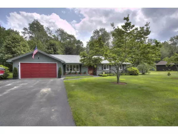 21 Sawmill RD, Pelham, NH 03076