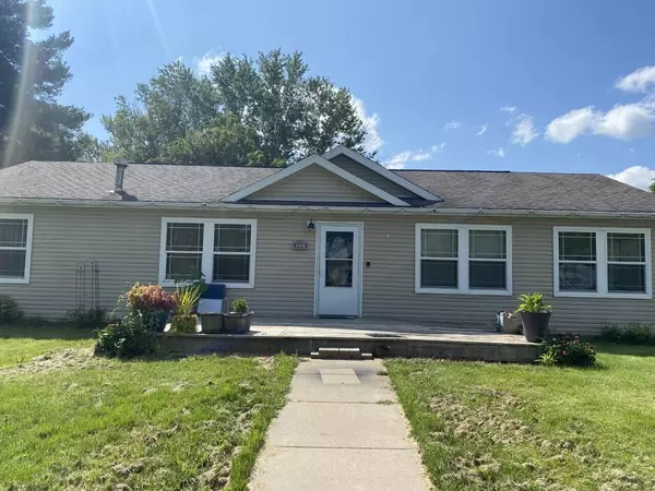 211 S State St, La Farge, WI 54639