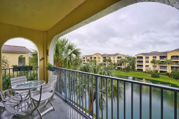 Juno Beach, FL 33408,500 Uno Lago DR 401