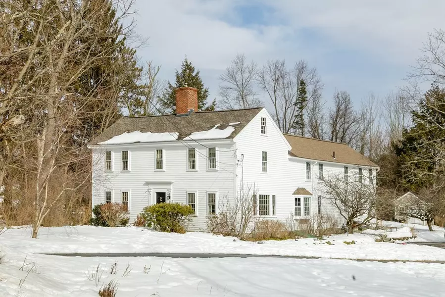 335 River Road, Carlisle, MA 01741