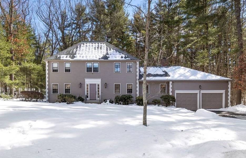 12 Ann Lees Rd, Harvard, MA 01451