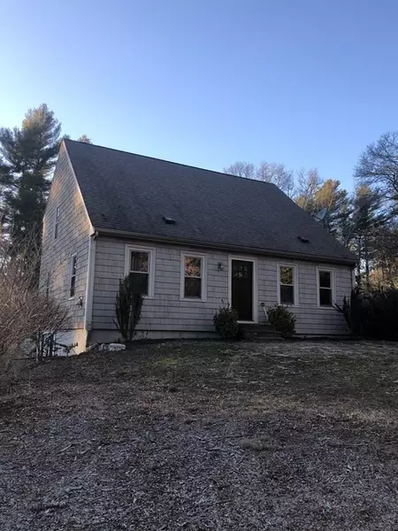 116 Walnut Plain Road, Rochester, MA 02770