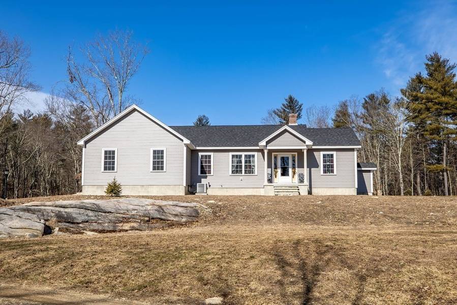 1636 Greenwich Rd, Hardwick, MA 01037