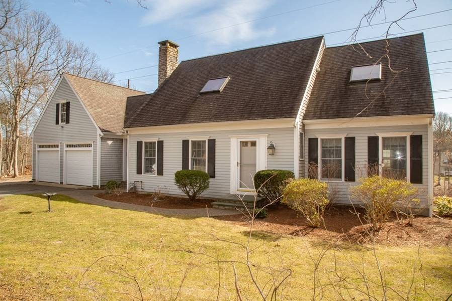 35 Wingfoot Drive, Barnstable, MA 02630