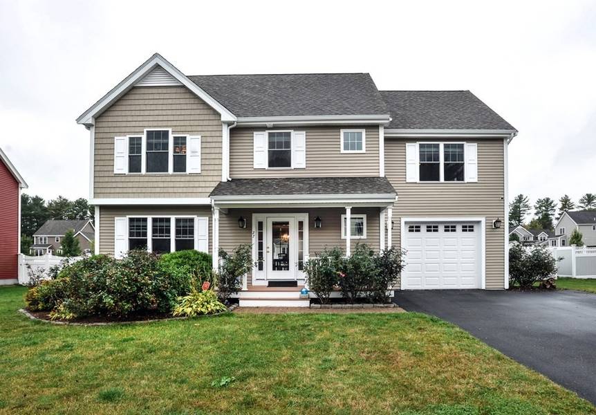 27 Saw Mill Ln, Rockland, MA 02370