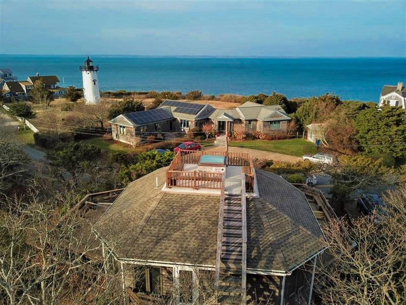 220 E Chop Dr, Oak Bluffs, MA 02557