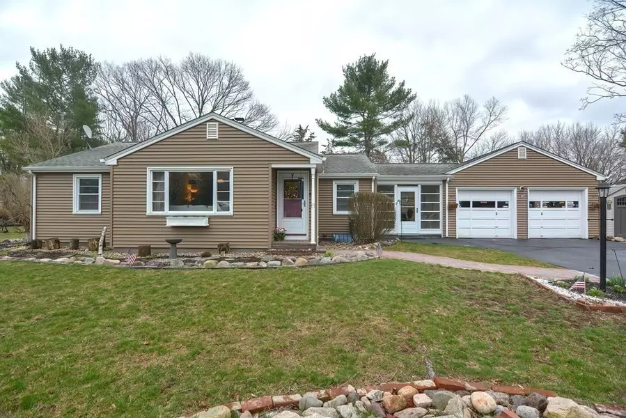 48 Winthrop Drive, Attleboro, MA 02703