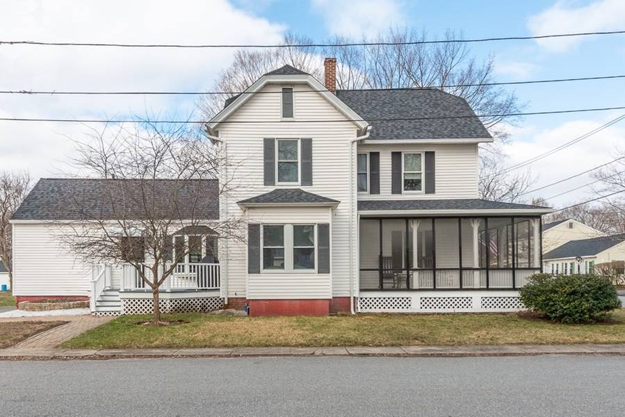 23 Chapel St, Shirley, MA 01464