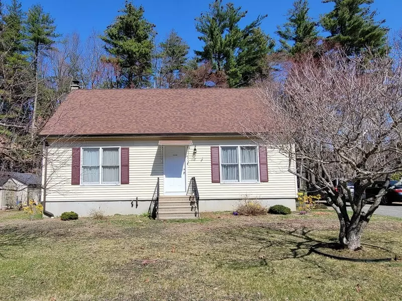 118 Glendale Cir, Ware, MA 01082