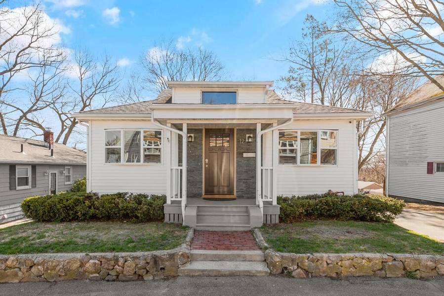 12 Clifton St, Lynn, MA 01904