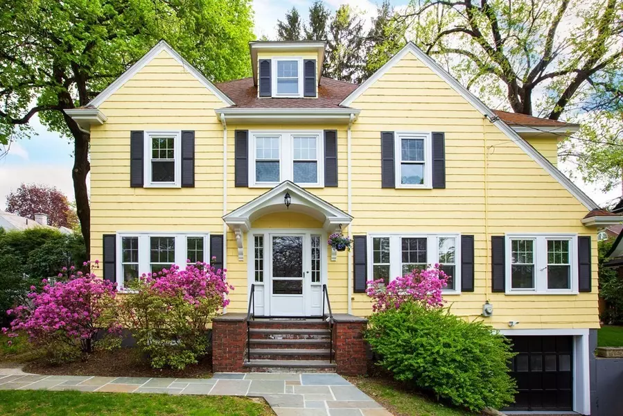 16 Cabot St, Newton, MA 02458