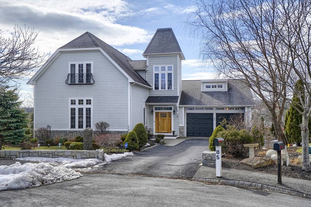 85 Cannon Rock Rd, Lynn, MA 01904