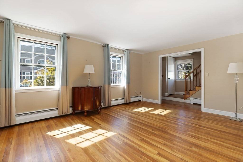 Milton, MA 02186,34 Rose Street