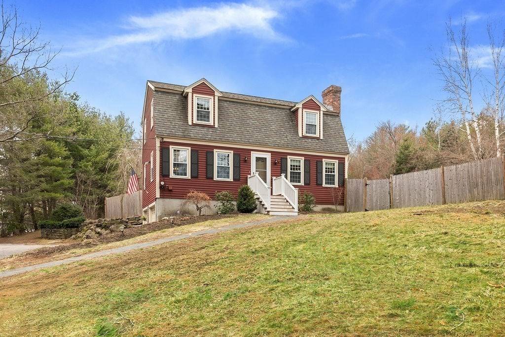 Derry, NH 03038,122 Fordway Ext