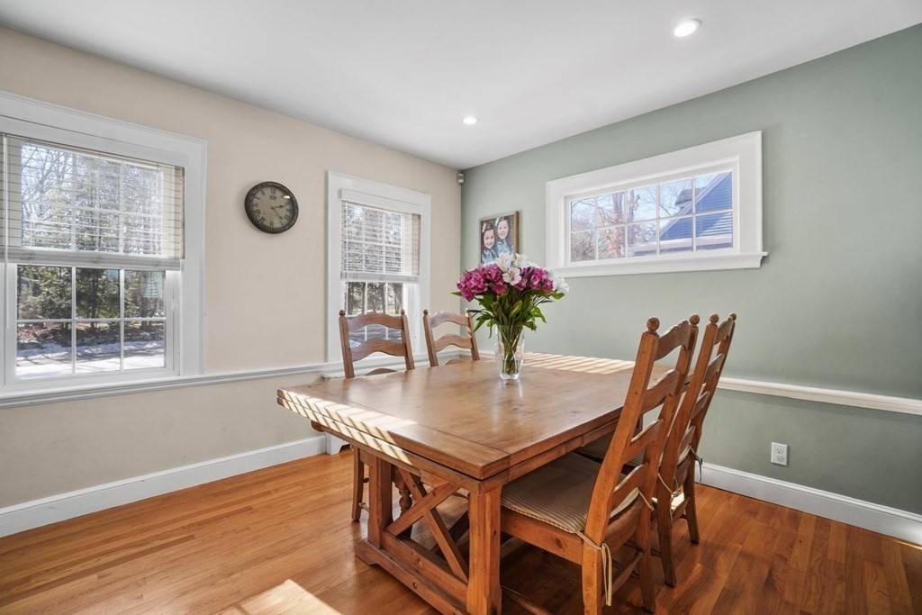 Milton, MA 02186,67 Robbins Street