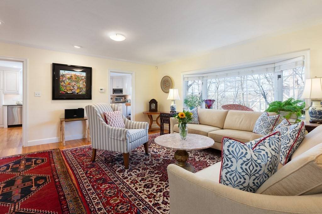 Milton, MA 02186,1221 Canton Ave