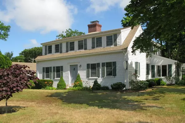 241 Pleasant Bay Rd, Harwich, MA 02645