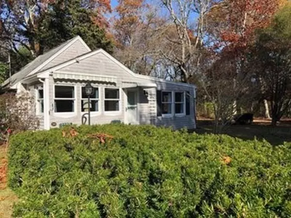 Mattapoisett, MA 02739,34 Meadowbrook Lane