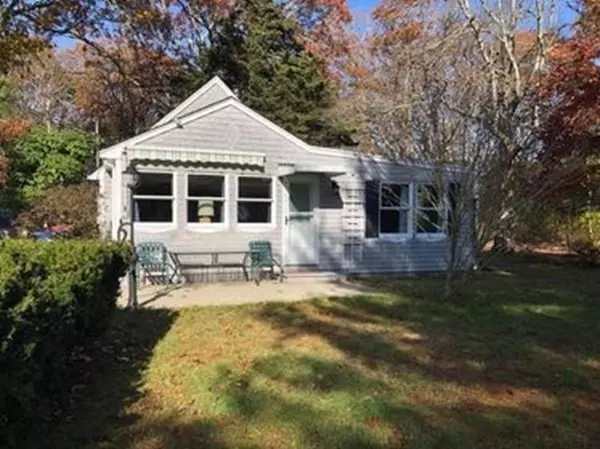 Mattapoisett, MA 02739,34 Meadowbrook Lane