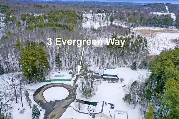 East Kingston, NH 03827,3 Evergreen Way