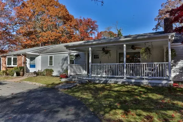 189 Highland Dr, Barnstable, MA 02632