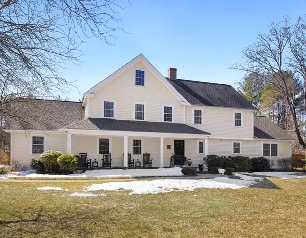 49 Paul Revere Road, Concord, MA 01742