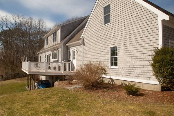 Barnstable, MA 02630,35 Wingfoot Drive