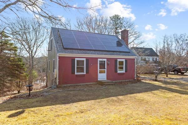 17 Fairneny Way, Mashpee, MA 02649