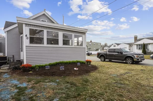 East Providence, RI 02914,40 Brown St