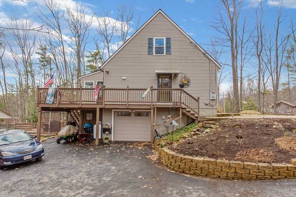 66 Lakeview Dr, Winchendon, MA 01475