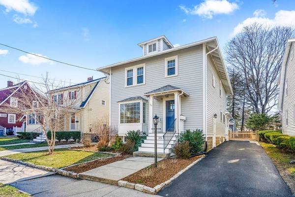 106 Highview Ave, Melrose, MA 02176