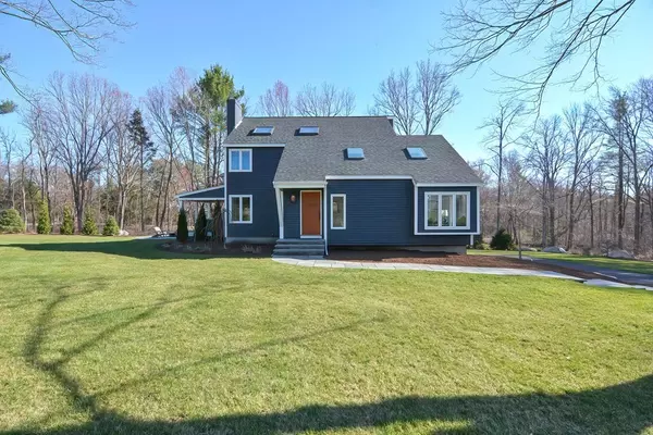 2 Dover Farm Rd, Medfield, MA 02052