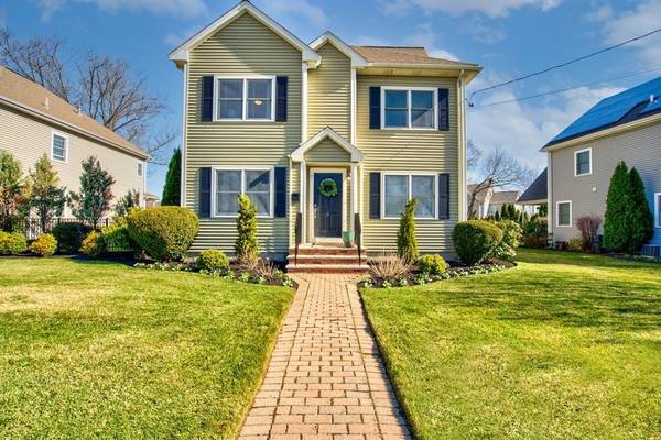 15 Beaver Street, Waltham, MA 02453