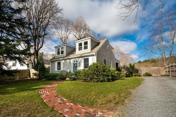 286 Enterprise St, Duxbury, MA 02332