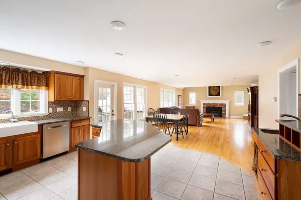 Pembroke, MA 02359,36 Pine Mill Dr