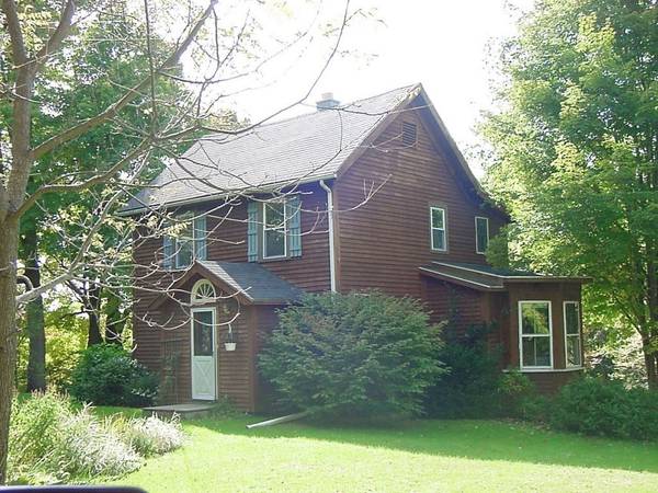 33 Maple Street, Belchertown, MA 01007