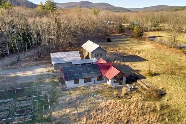 29 Old Long Plain Rd, Leverett, MA 01054