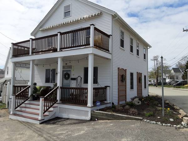 2 Moreland Ave, Hull, MA 02045